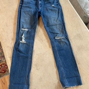 Mother mid rise dazzler ankle fray size 29